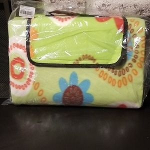NEW 79"x59" Picnic Beach Blanket w/Waterproof Back